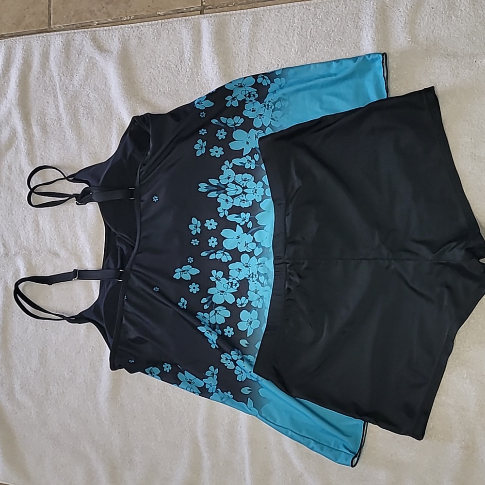 NEW Womens Floral Black and Teal Tankini with Swim Shorts 2-Piece